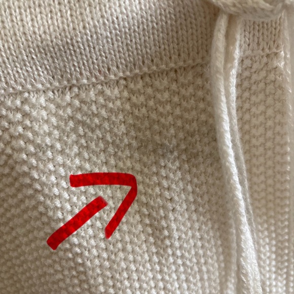 Oversize Sweater Dress | Color Cream - Picture 7 of 8